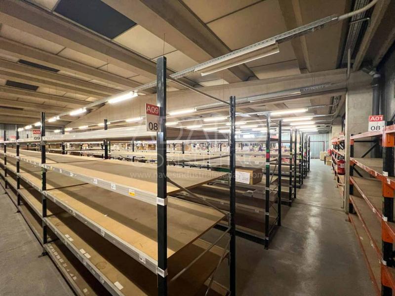 Foto b0aec2d7-355b-43f9-b3df-0824d2433f5c. Lloguer nau industrial a Las Dehesillas-Vereda de los Estudiantes Leganés