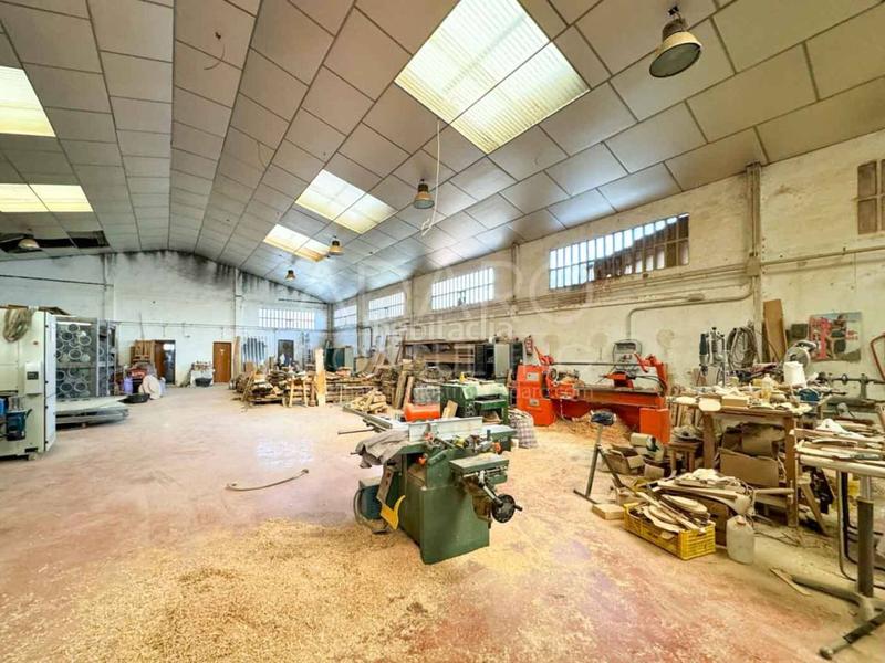 Foto f3ca9f90-d7d7-48e5-b702-3d07ee16da46. Industrial building in Humanes de Madrid