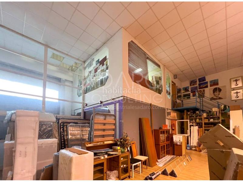 Foto 4da2c13a-7546-42a1-a465-be595e85d58d. Industrial building in Camarma de Esteruelas