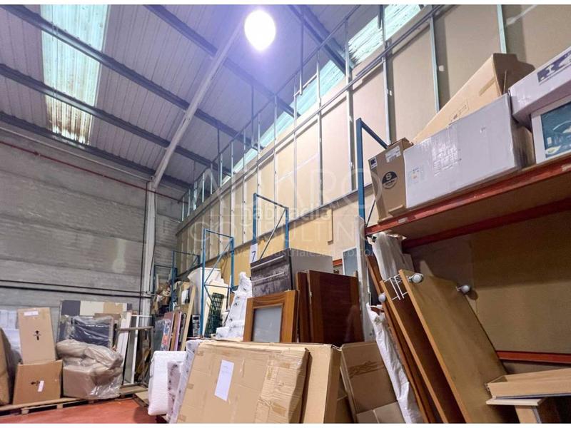 Foto c38ab977-e0e9-4a88-86a0-dca869e78718. Industrial building in Camarma de Esteruelas
