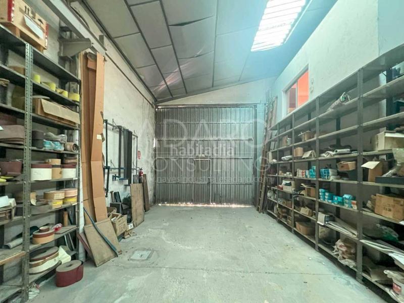 Foto 2a20e960-e07b-4165-ab0b-de0a82c71ec5. Industrial building in Montserrat-Parque Empresarial San Fernando de Henares