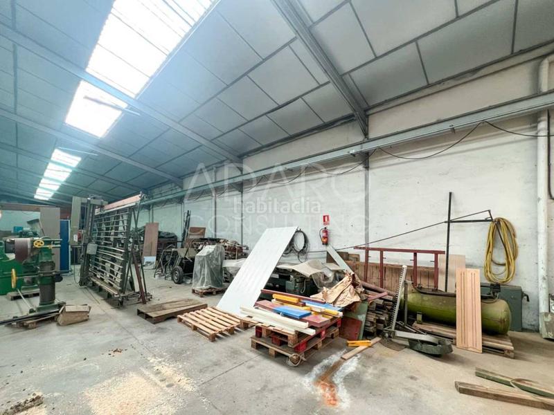 Foto 83879e77-f081-49f9-9279-b4276839d109. Industrial building in Montserrat-Parque Empresarial San Fernando de Henares