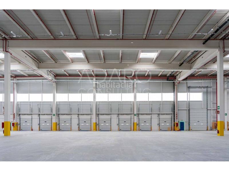 Foto b8c4d3fc-fda7-43fe-bf12-89e2e0e73c88. Location bâtiment à usage industriel dans La Dehesa de Moratalaz Illescas