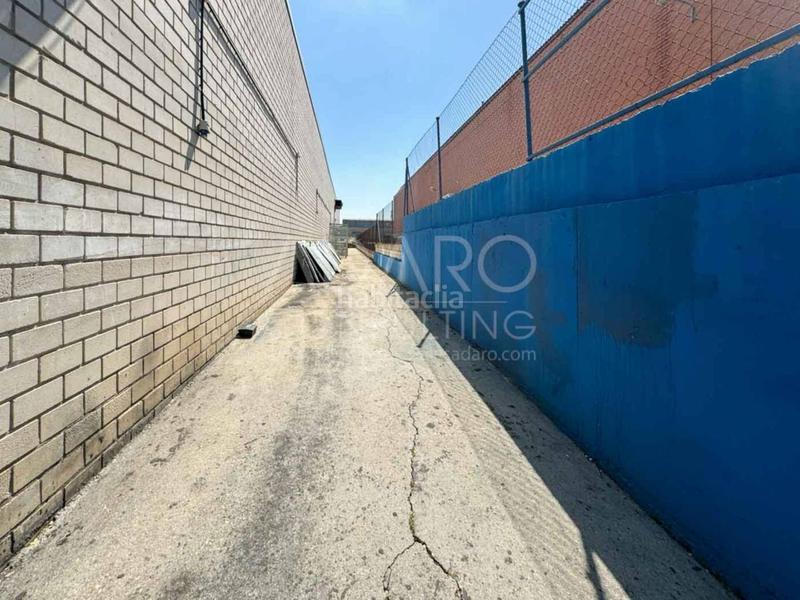 Foto 0f01673a-fa73-4732-9722-98c9a20458ef. Nau industrial a Valdepelayo-Montepinos-Arroyo Culebro Leganés