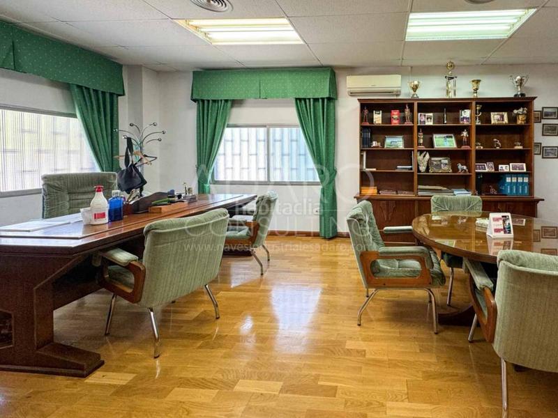 Foto 3f0bf211-3ca2-4789-a602-8f17715199f0. Nau industrial a Valdepelayo-Montepinos-Arroyo Culebro Leganés