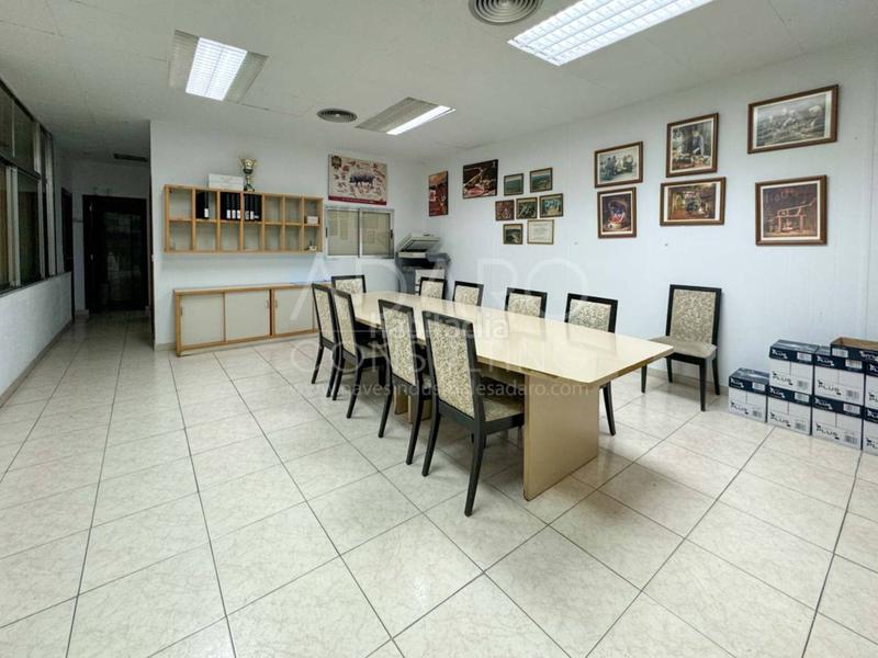 Foto b21e07ef-13d4-4069-94db-8f2bf5492c65. Nau industrial a Valdepelayo-Montepinos-Arroyo Culebro Leganés