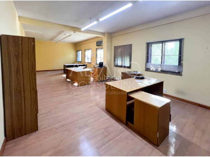 Foto 38c17f3c-3e69-4455-97ad-c8a07bbf45be. Industrial building with heating in Los Olivos-Los Ángeles Getafe