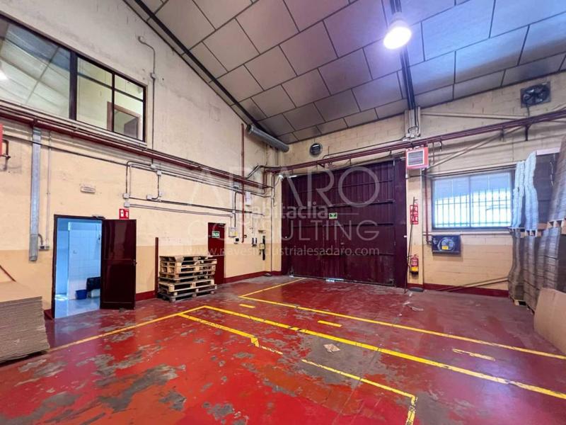 Foto ac5867c6-b50c-4ee8-9b2e-c616fa696696. Industrial building with heating in Los Olivos-Los Ángeles Getafe