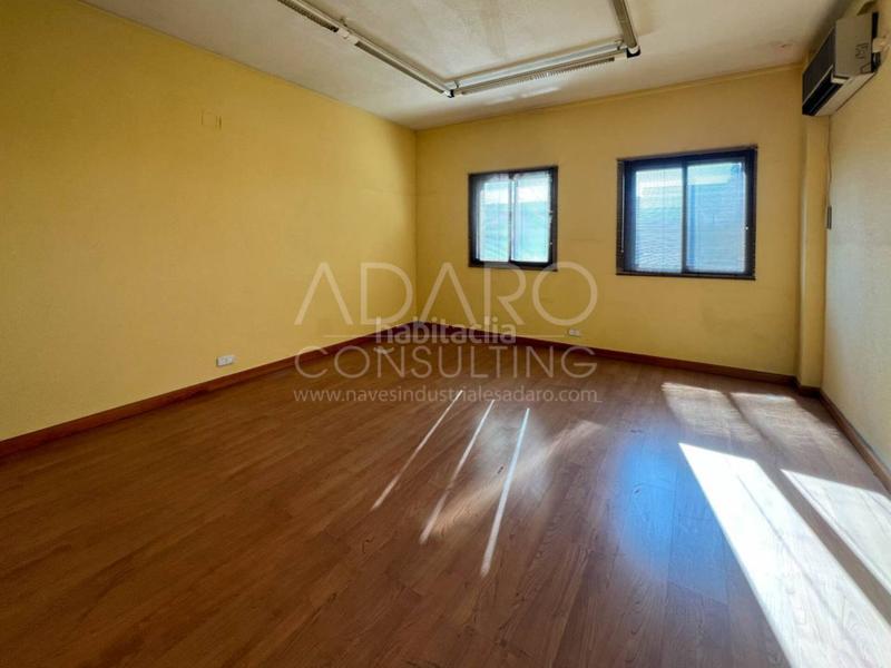 Foto ff1182df-587d-4954-b14e-ab45d920d445. Industrial building with heating in Los Olivos-Los Ángeles Getafe