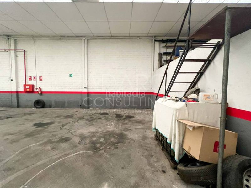 Foto d19e17fc-b483-46d6-a156-84812902b1e0. Nau industrial a calle impresores 42 a Los Olivos-Los Ángeles Getafe