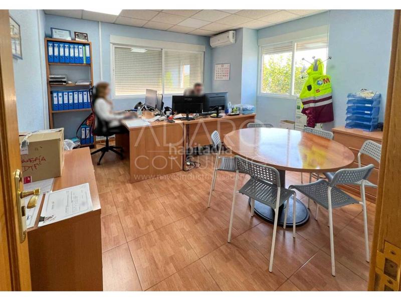 Foto 50c880d8-15c3-4fca-830b-93fef58110f7. Nave industrial en torres quevedo 11 venta de nave industrial en Leganés