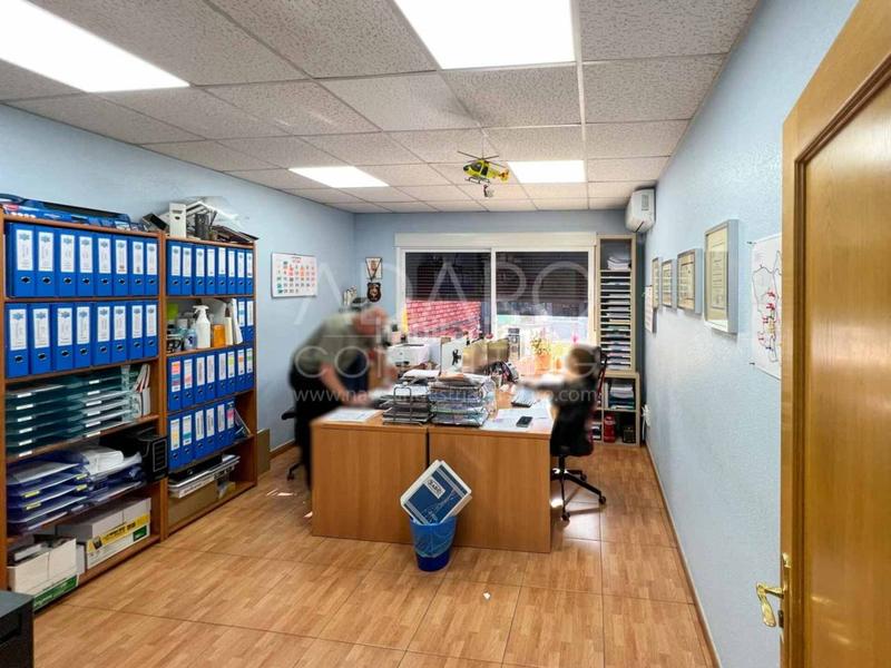 Foto 513adf2d-72b3-42fe-9a3c-b6ace07c2bd8. Nave industrial en torres quevedo 11 venta de nave industrial en Leganés