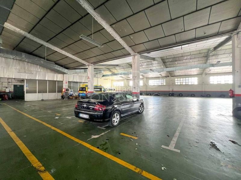 Foto f249beda-70c0-44a1-801d-2234dd4e1dbd. Nave industrial en torres quevedo 11 venta de nave industrial en Leganés