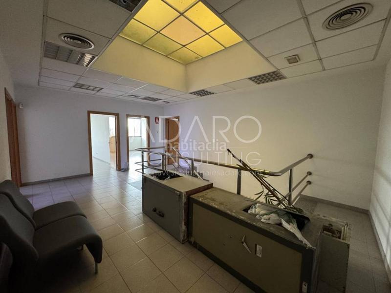 Foto 9aaf5ef6-9e43-4538-9a96-70c53a8cda0a. Industrial building in Montserrat-Parque Empresarial San Fernando de Henares