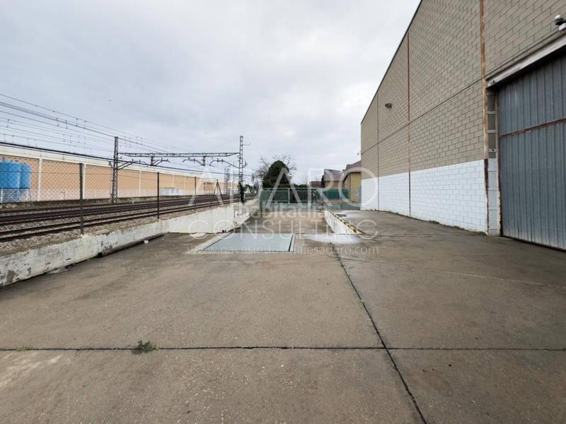 Foto bb4d2ea8-b674-4c34-944d-063c0047ec74. Industrial building in Montserrat-Parque Empresarial San Fernando de Henares