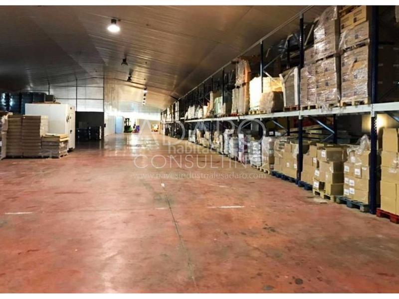 Foto 76e038d6-901f-4f5a-8399-4091e84f5690. Nave industrial  en venta en Yepes