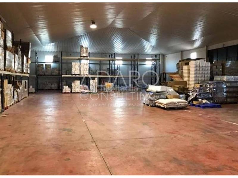 Foto 979926e9-94a1-4820-9a4b-e707e309ab43. Nave industrial  en venta en Yepes
