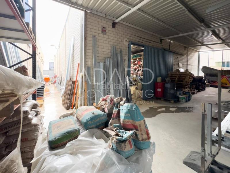 Foto 23b75828-ae85-4b6d-9794-b4b89354ec72. Industrial building in Montserrat-Parque Empresarial San Fernando de Henares