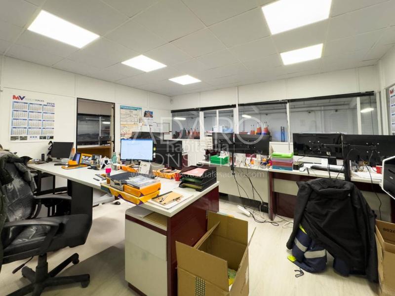 Foto 9e858c0f-8087-4611-afea-52c1ede9b22f. Industrial building in Montserrat-Parque Empresarial San Fernando de Henares