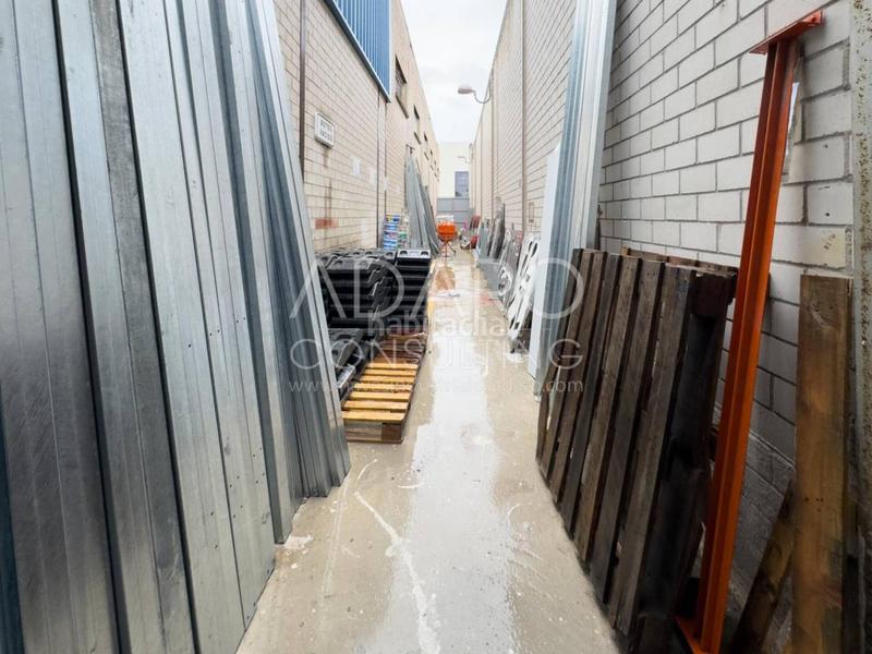 Foto bc28aeb2-45f6-4cdc-b649-5628252e0c10. Industrial building in Montserrat-Parque Empresarial San Fernando de Henares