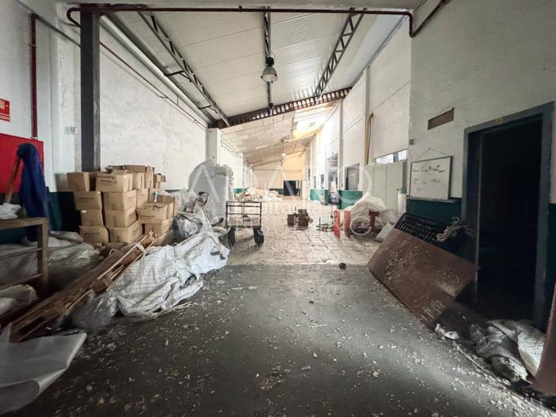 Foto 578540d5-b7ad-4cf7-af66-6680b153b5e4. Rent industrial building in Virgen del Rosario Torrejón de Ardoz