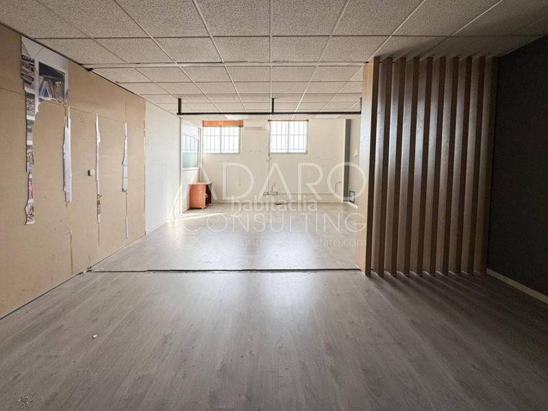 Foto 16fb9c18-c9b0-4b0f-aff3-8f06bd96b26c. Nau industrial a El Barral Ferial Coslada