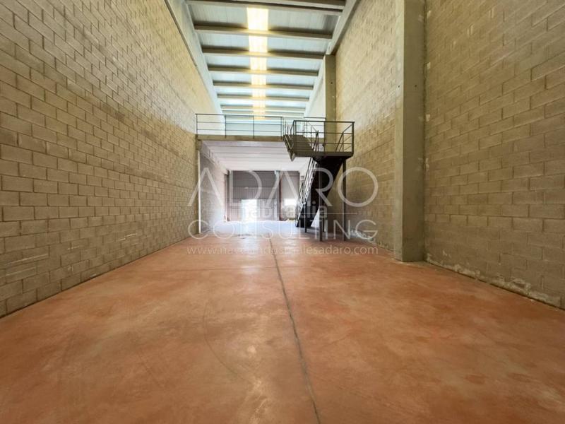 Foto 787e8db6-c84d-42be-98ff-146897e3e858. Bâtiment à usage industriel dans Estación-Manantiales Guadalajara