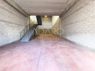 Nau industrial a Calle Nitra
