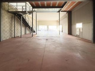 Fabrikhalle  Nitra. Nave industrial en venta en guadalajara de 400 m