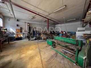 Nave industrial  Puerto de san glorio. Venta de nave industrial en leganés