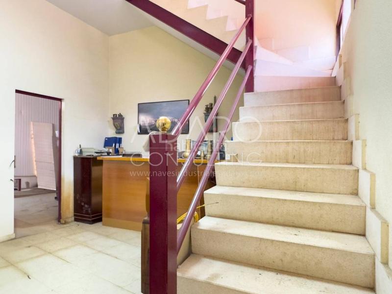 Foto b17c4dc5-fb52-445a-91b9-38f47d3f1405. Bâtiment à usage industriel avec chauffage dans Leganés norte Leganés