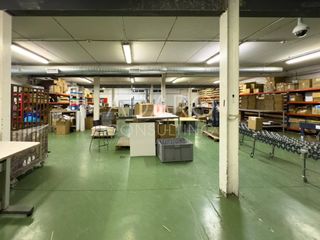 Location Bâtiment à usage industriel  Calle artesanos. Nave industrial en alquiler en prado del espino de 2.184 m