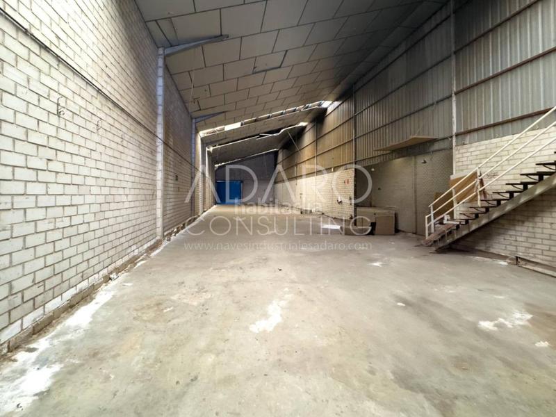 Foto 18d7c89b-17ad-4e1b-af70-4f5dca96b2d9. Lloguer nau industrial a Torres de la Alameda