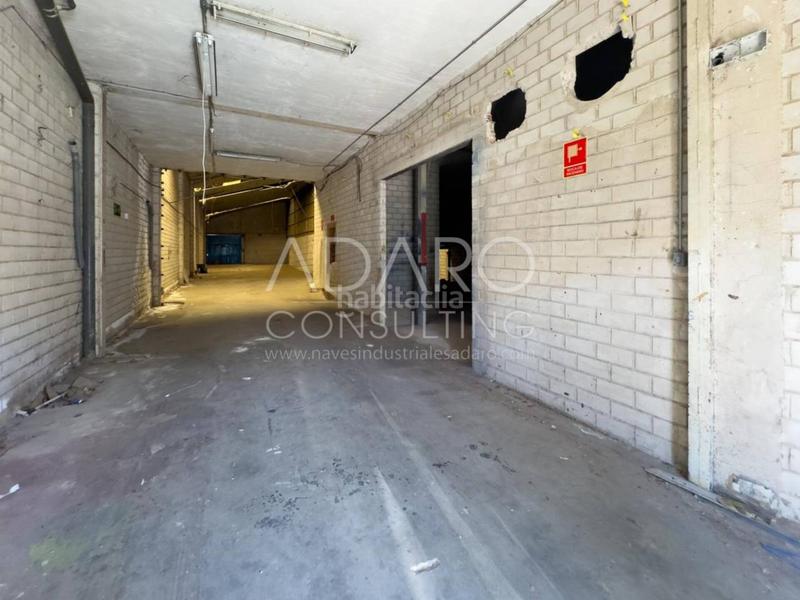 Foto ce205810-e041-4bf9-a7d9-9afc2dfc934b. Lloguer nau industrial a Torres de la Alameda