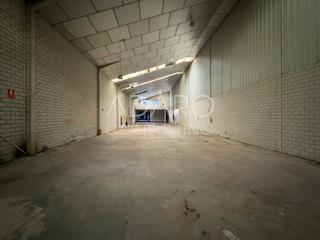 Miete Fabrikhalle  Atenas. Nave industrial en alquiler en torres de la alameda de 1.116 m