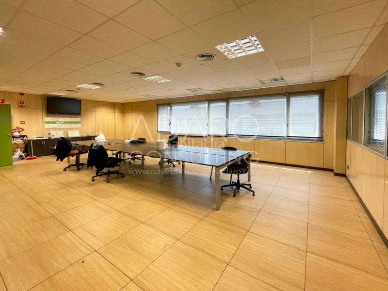 Foto f1263195-4a1f-4c74-8519-c02f88f99ffe. Affitto capannone industriale con riscaldamento in Leganés