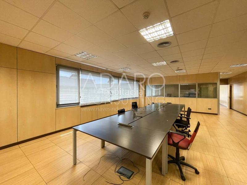 Foto b694c6ec-a459-4f09-a80f-0e6b19ee3275. Alquiler nave industrial  en alquiler de 652 m en Leganés