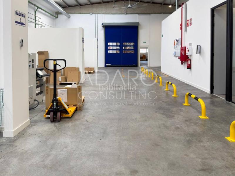 Foto d7851f04-ed0b-4dfb-8d42-8be7ccda291d. Alquiler nave industrial alquiler de nave industrial zona garena en Alcalá de Henares