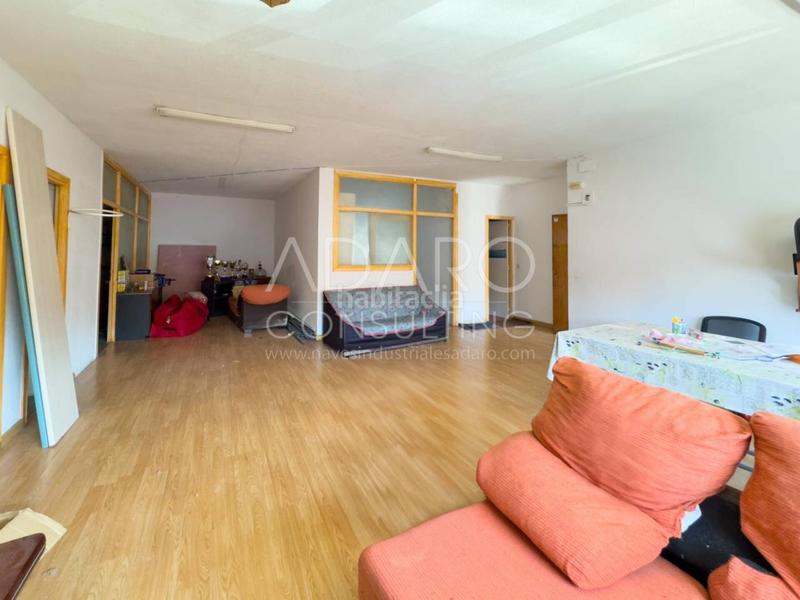 Foto f5d1f3c7-45fa-4ed9-a8d1-d831cc7c9e70. Nau industrial a Parque Cataluña Torrejón de Ardoz