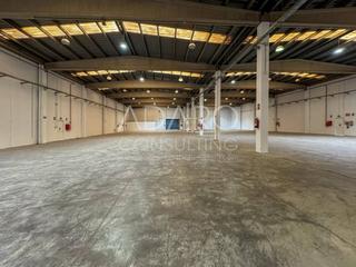 Affitto Capannone industriale  Fuentemar. Nave logística en alquiler en coslada de 1.976 m