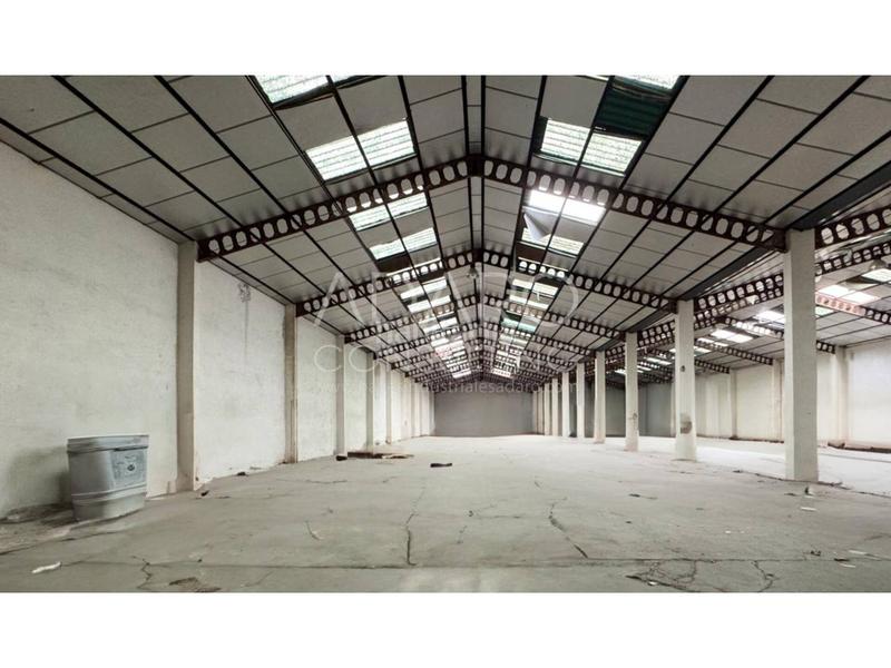 Foto b7b16f5c-aa68-4582-97d0-1d88f18ed344. Nau industrial a Parque Cataluña Torrejón de Ardoz