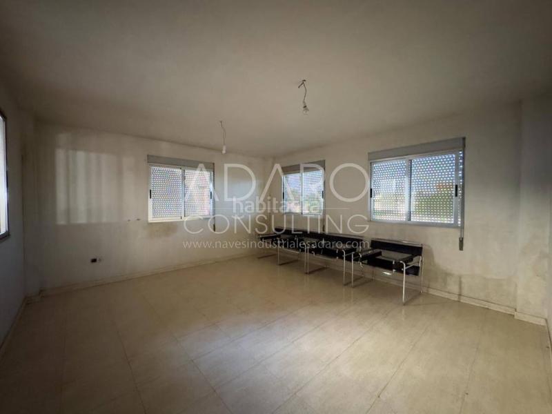 Foto e59f4a18-9aea-4aaf-84ca-0059a6f72992. Location bâtiment à usage industriel dans Leganés norte Leganés