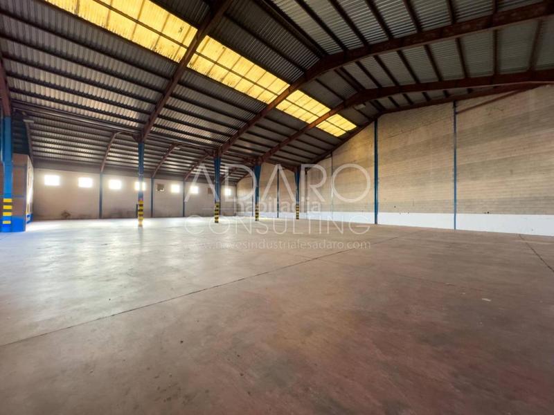 Foto 8dc22f00-9b66-4584-bae1-b3e741da78ad. Rent industrial building in Leganés norte Leganés