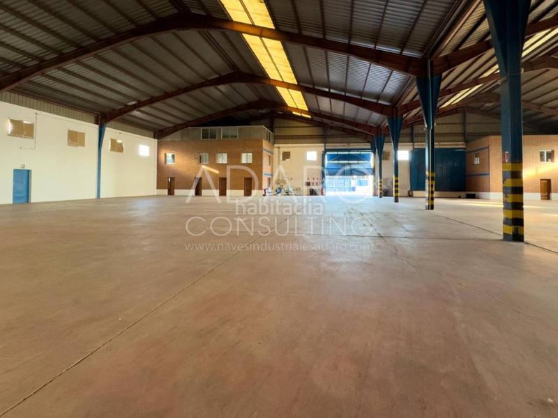Foto 98ac9058-5b6d-4c03-9858-5ec3c11e8e0c. Nave industrial venta de nave industrial norte en Leganés