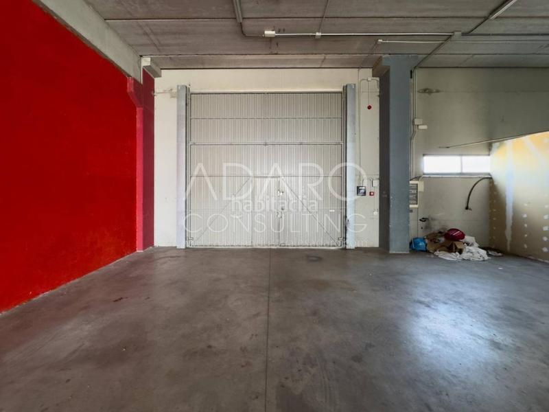 Foto 69cf165c-cf24-4ed2-80ad-3add3ce83b80. Rent industrial building in La Garena Alcalá de Henares
