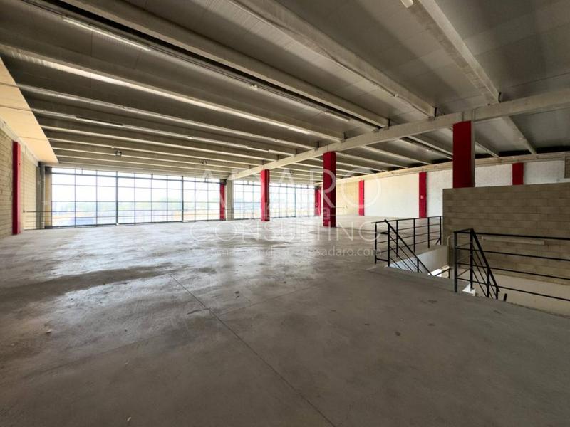 Foto a2ac182a-4587-4b44-a064-fafa5068961e. Rent industrial building in La Garena Alcalá de Henares