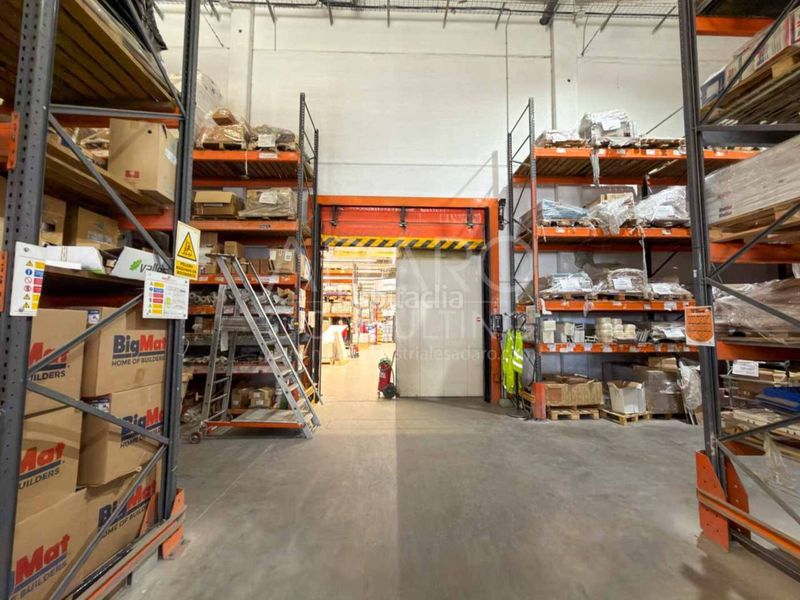 Foto cc2483bf-d91d-421e-8270-960f72844fa2. Rent industrial building in Los Olivos-Los Ángeles Getafe