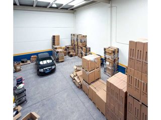 Miete Fabrikhalle  Calle newton. Alquiler de nave industrial en leganés  862 m