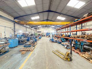 Nave industrial  Calle monfragüe. Venta de nave industrial en humanes 600 m