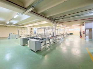 Alquiler Nave industrial  Calle ecuador. Alquiler de nave industrial en torrejón de ardoz 2.593 m